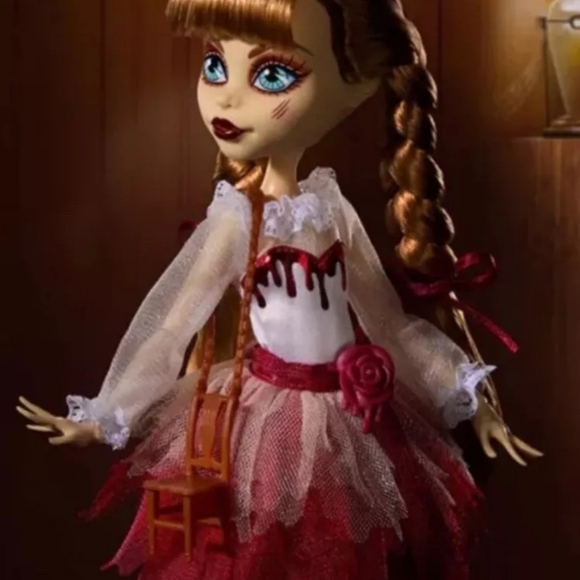 Monster High Annabelle Skullector Doll The Conjuring - Picture 4 of 15